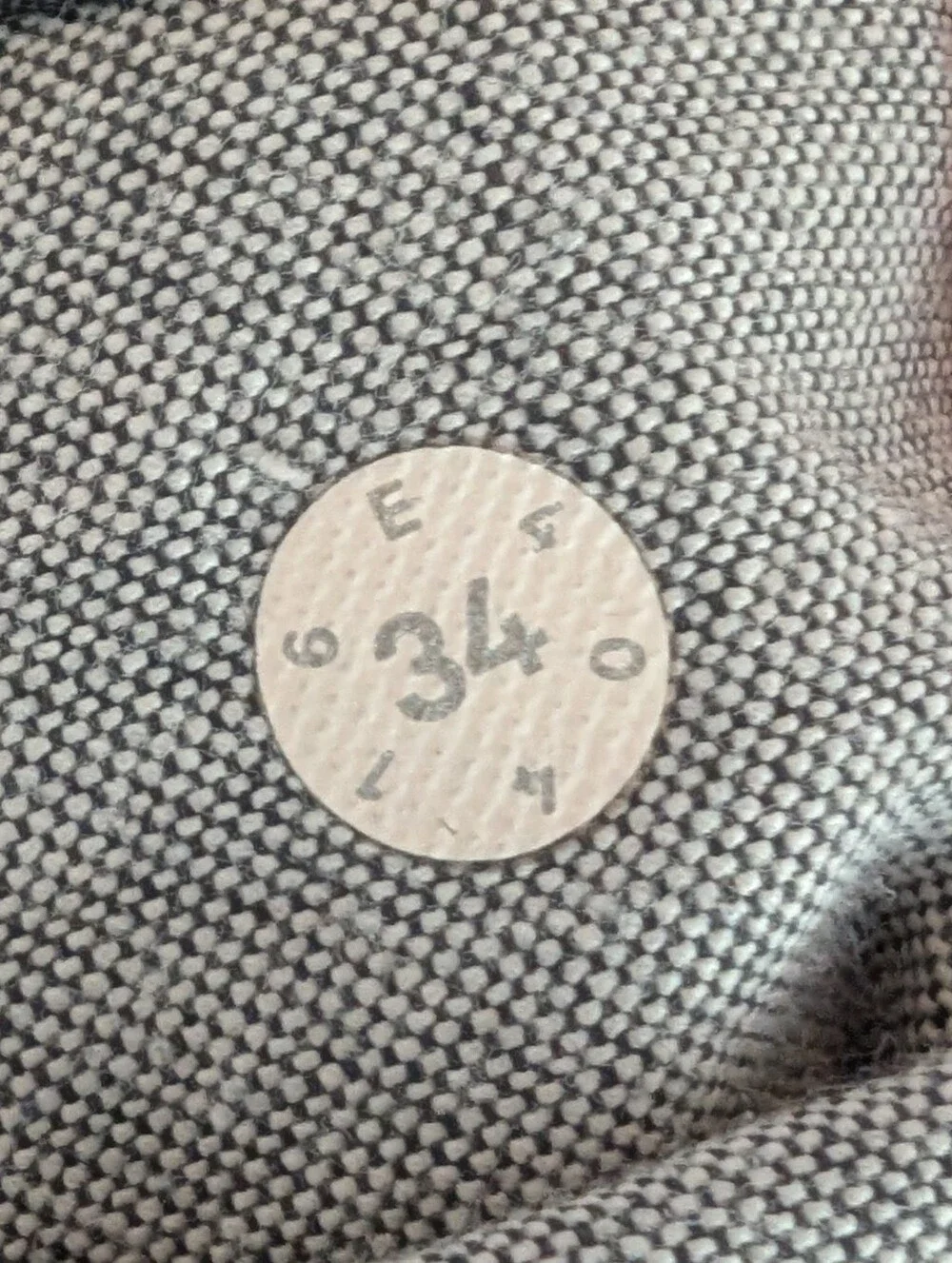 Lululemon Commission ABC Pants Men's 34 Grey Black E40416 Size 34 32